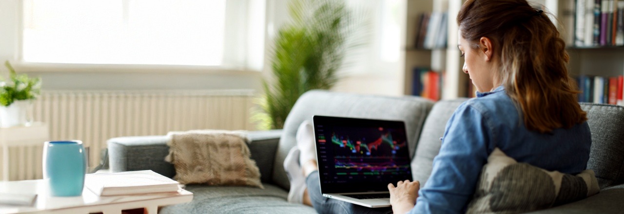 Finanční nezávislost pro ženy v ČR: Jak si vybudovat majetek i z malých částek