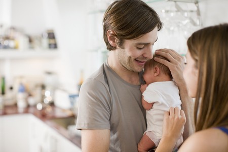 Pár se svým dítětem