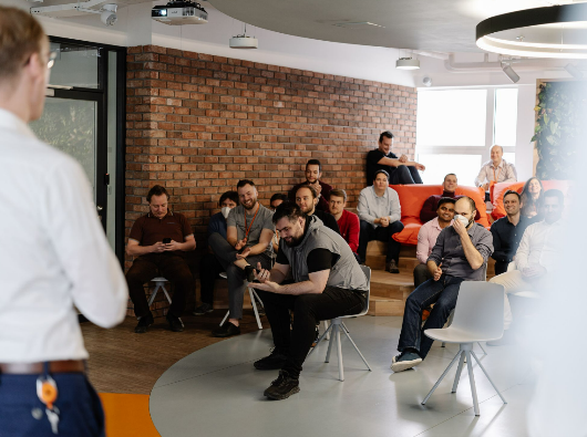 NN Digital Hub Firemní meeting v NN Digital Hub